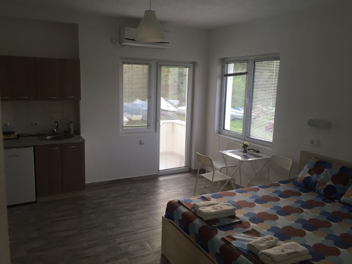 Apartmani Alex Beach Dojran Extérieur photo